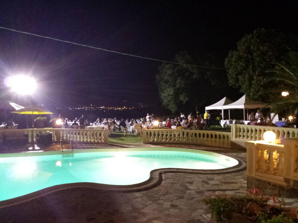 Country House Resort Villa Giardino Degli Eventi Fano Exterior foto